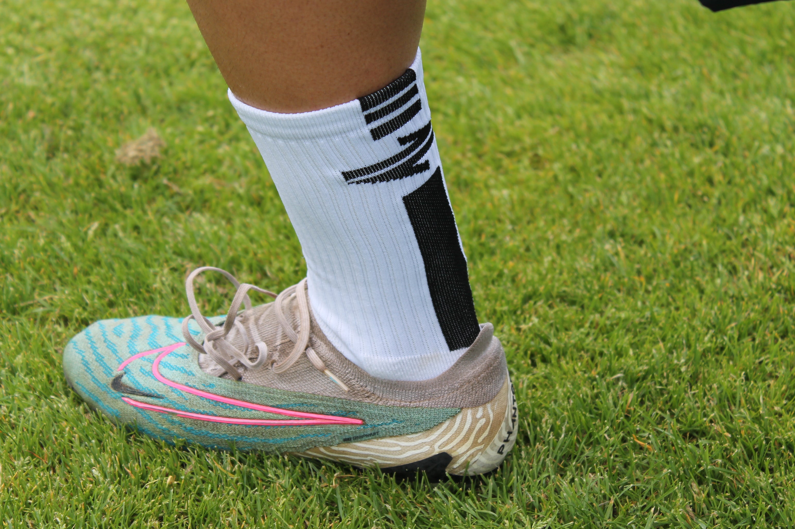 ETC white grip socks